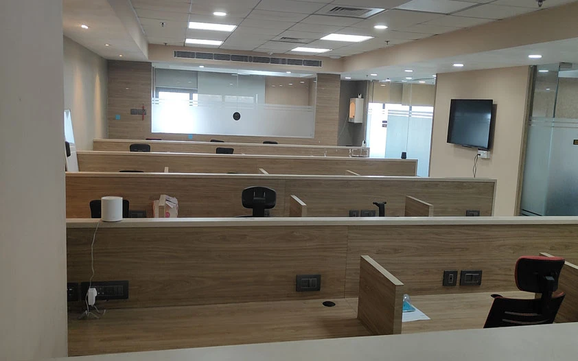 Furniashed Office Space for Rent in PS Srijan Corporate Park Sector 5-CT98169-Im3319